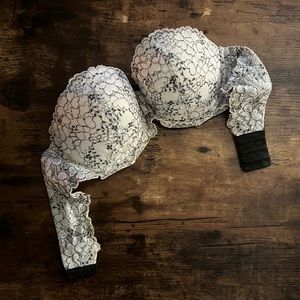 Victoria Secret Bra 36C